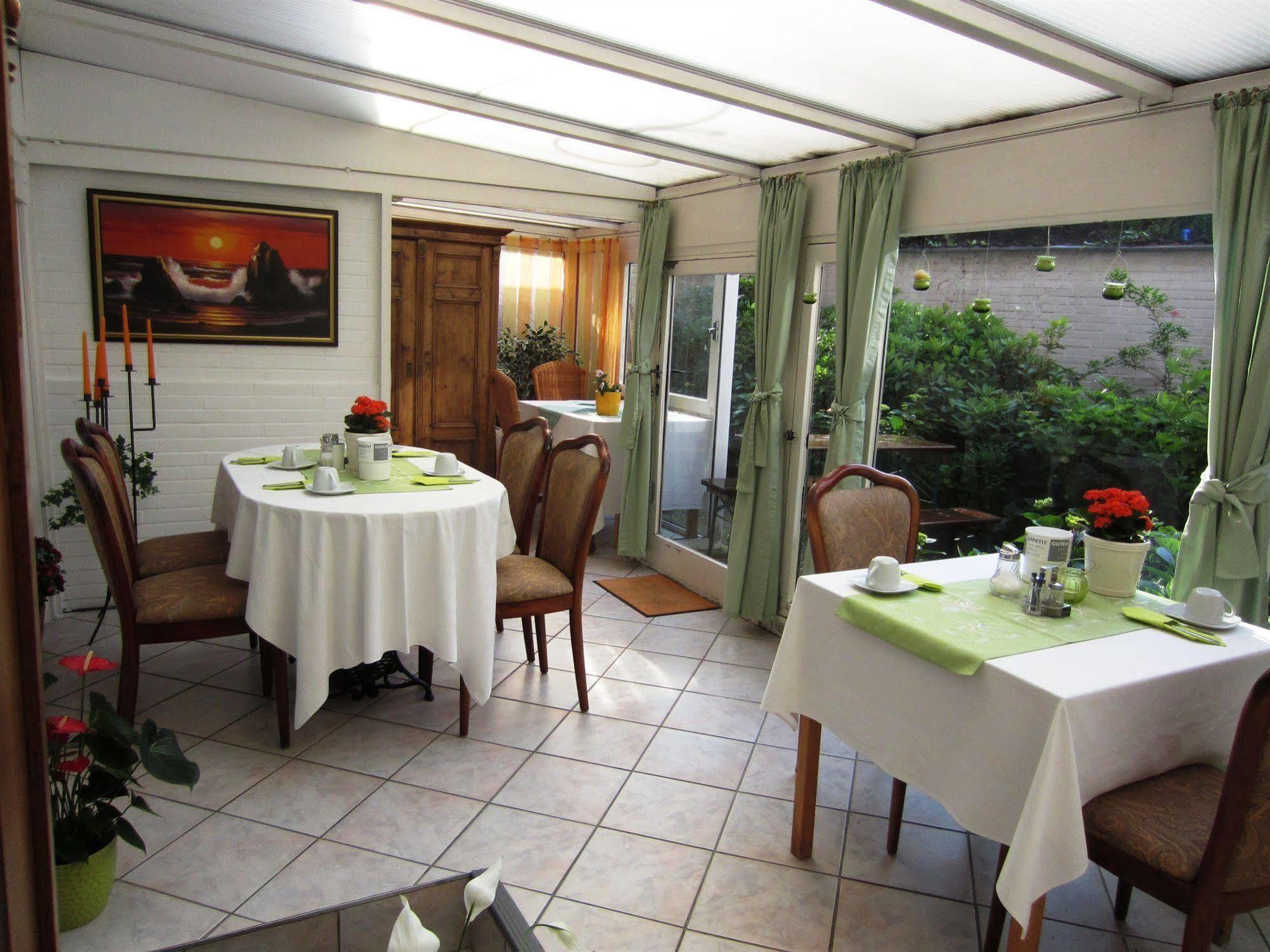 Hotel Carlton Mayfair Düsseldorf Esterno foto